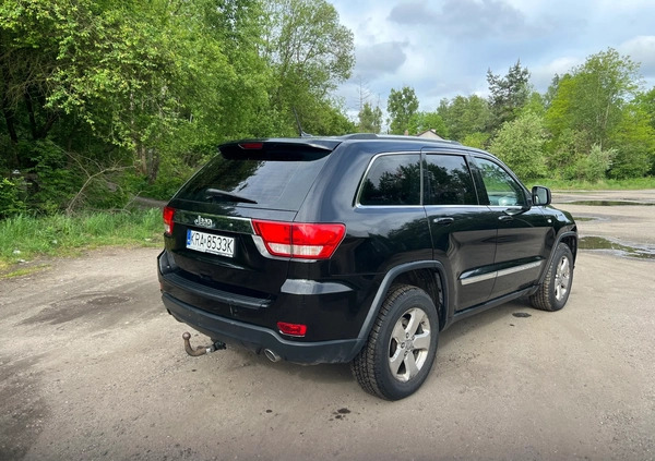 Jeep Grand Cherokee cena 62000 przebieg: 169388, rok produkcji 2012 z Biskupiec małe 106